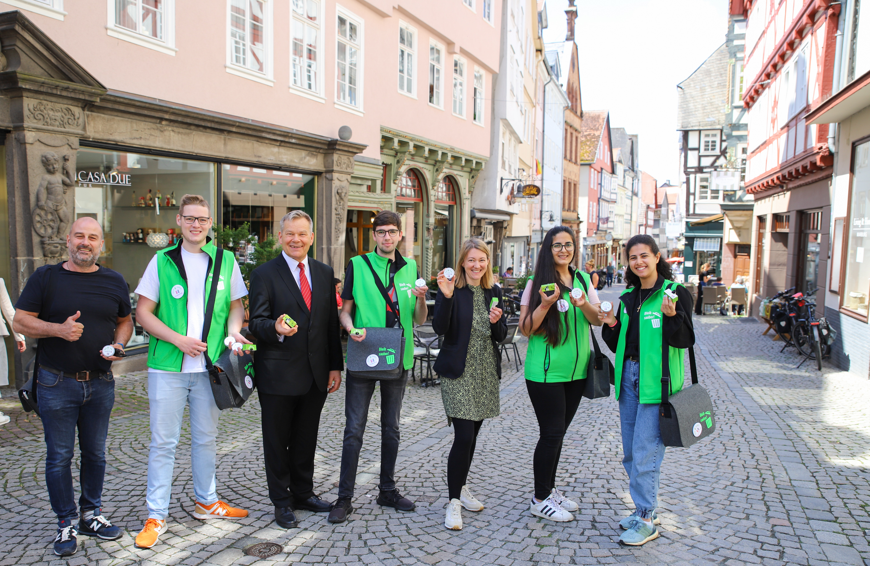 Gruppe aus sieben Personen